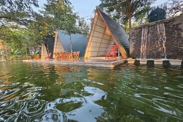 בית מלון כפרי Chomka Thnong Resort