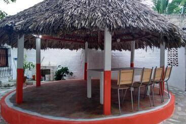 پانسیون Posada Nativa San Gabriel 1 Y 2