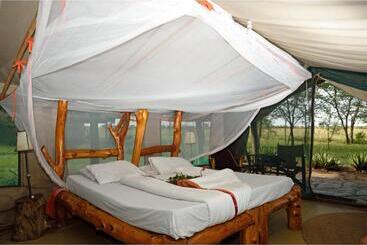 منتجع Ikoma Bush Camp