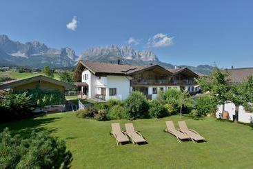 فندق Appartements Schedererhaus