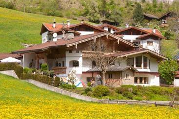 هتل Residence Adlerhorst