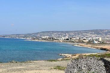 استراحتگاه Elysium Cyprus Retreat
