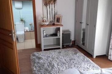 مبيت وإفطار A Barn With A View And Tranquility