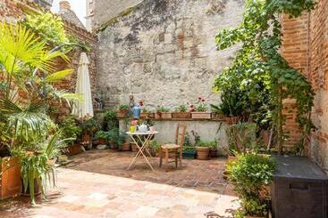 住宿加早餐  Gîte D étape La P Tite Graine