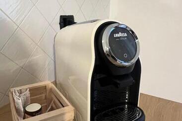 تختخواب و صبحانه Suite 84 Holiday Home