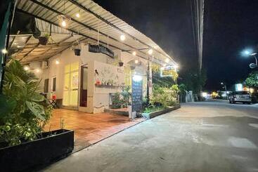 Alberg Homestay Mia ông Lang Diệu Nhàn