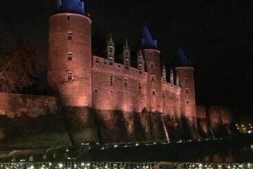 住宿加早餐  Une Nuit Chez Une Artisane