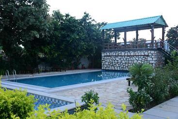 فندق Ranthambhore Noor Bhag