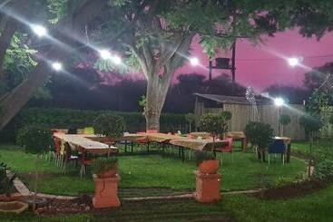 住宿加早餐  Ilnika Farm Stay