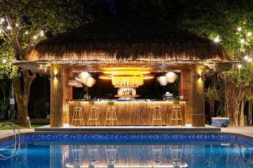 Hidden Mansions Saigon Resort