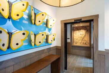 شقة فندقية The Blake Residences