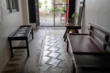 הוסטל Villa Tomasa Boracay Dmall