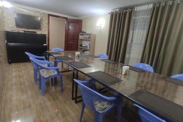 Injir Hostel