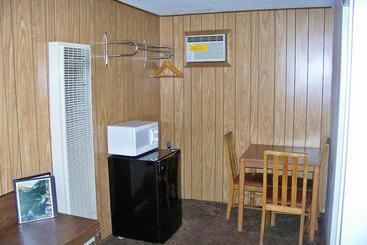 Bell S Motor Lodge Motel  Spearfish
