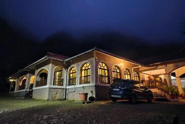 ホテル Shivraj Palace Resort