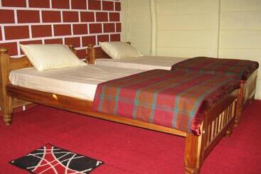 膳宿费 Riverside Wooden Cottages In Coorg