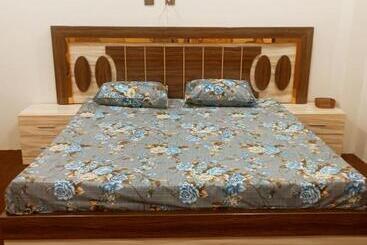 هتل Super Luxury Apartments