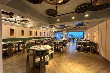 리조트 Grand Mercure Goa Candolim
