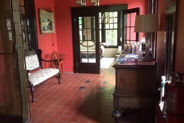住宿加早餐  Celtic Mansion Annfield Manor