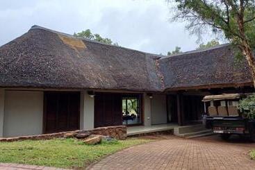 酒店 Ilanga Safari Lodge   Welgevonden Game Reserve