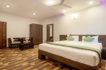 酒店 Treebo Elite Plaza, 700 Mtrs From Madikeri Fort