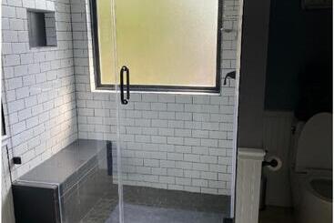 پانسیون Champion Suite; Modern Guesthouse