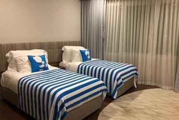 هتل آپارتمان Great Ocean View Home