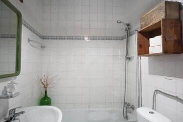 ユースホステル Oliva Guesthouse