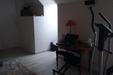 مبيت وإفطار Chambre Et Salon Vidéo