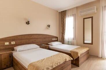 Limon Otel