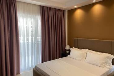 בית מלון כפרי Atrium Deluxe Resort