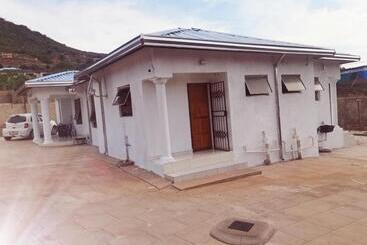 膳宿费 Jmd And Fivhilini Guest House