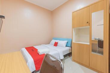 Hotel Reddoorz Syariah Near Alun Alun Palimanan