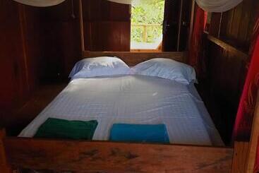 پانسیون Belum Ada Nama