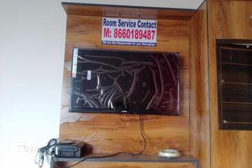 酒店 Oyo Thirumala Comfort & Lodging