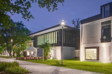 هتل Eva Park Life & Spa