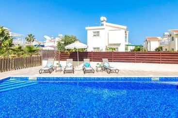 Ayia Napa Holiday Villa 040