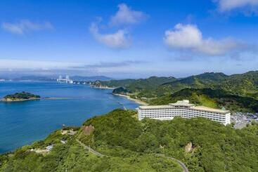 هتل Grand Mercure Awaji Island Resort & Spa
