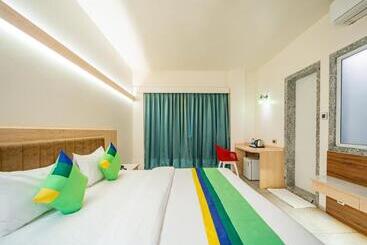 ホテル Treebo Sai Rekha Inn