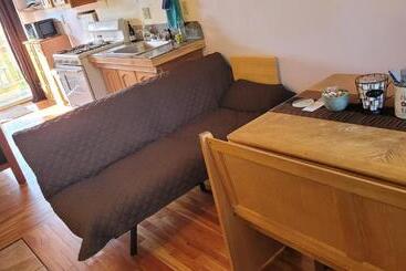 Пансион Angel Cottage With A Sauna Or The Cozy With A Jacuzzi Tub, Both Are Studios With A View Of Mount Sha