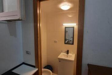 تختخواب و صبحانه Addò Rafel