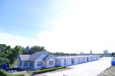 منتجع Sunset Village Rayong