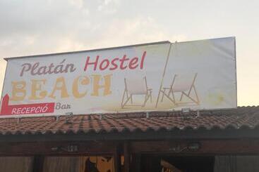 شقة فندقية Beach Hostel Balatonboglár