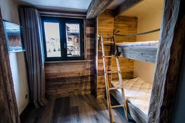 تختخواب و صبحانه Chalet L Etagne
