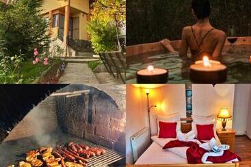 مبيت وإفطار Pensiunea Portas Resort