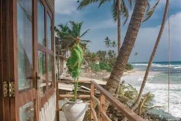צימר Marshmellow Beach Rooms   Sri Lanka