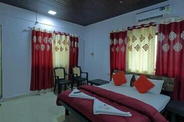 ホテル Tridev Coastal Villa Alibag