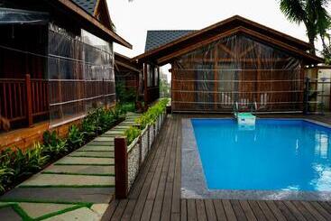 Aaristo Beach Resort And Spa