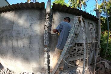 فندق صغير Sugarloaf Beach House & Surf Lodge