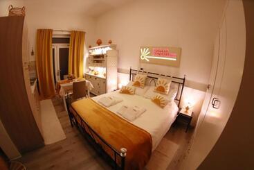 تختخواب و صبحانه Puglia Sunshine Guest House
